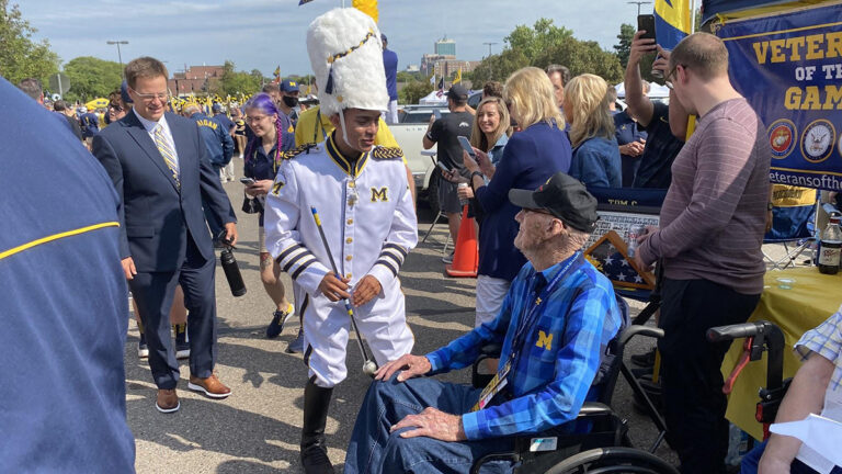 degraf speaking with drum major